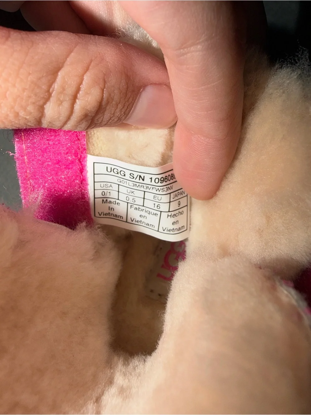 UGG Kids Bright Pink Suede Shearling-Lined Boot